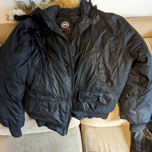 Men's Canada Goose Yukon Bomber - Picture 2 of 2